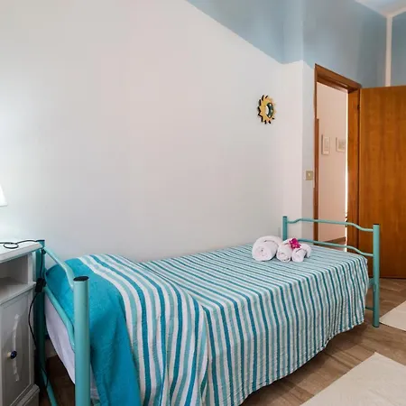 Apartment White Rose